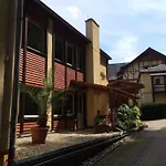 Restaurant Zwergschloesschen Otel 3*