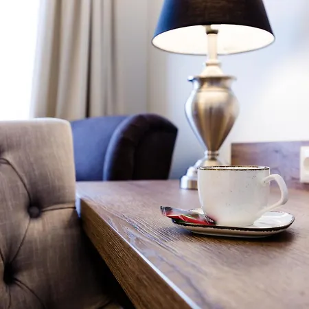 Hotel Restaurant Zwergschloesschen 3*