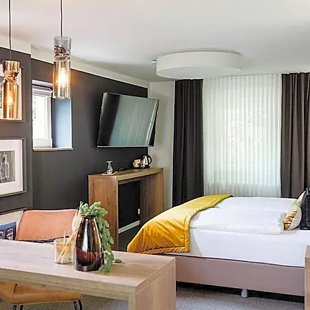 Hotel Restaurant Zwergschloesschen 3*