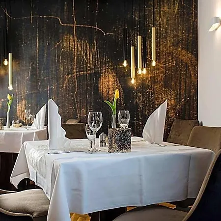 Restaurant Zwergschloesschen 3*