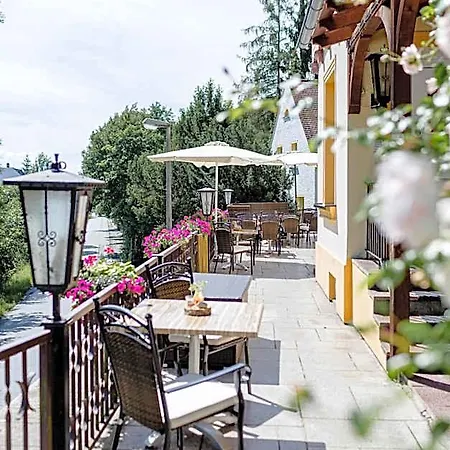Restaurant Zwergschloesschen 3*