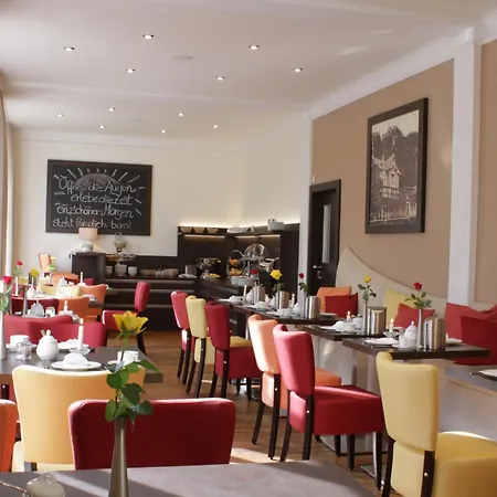Restaurant Zwergschloesschen Hotel 3*
